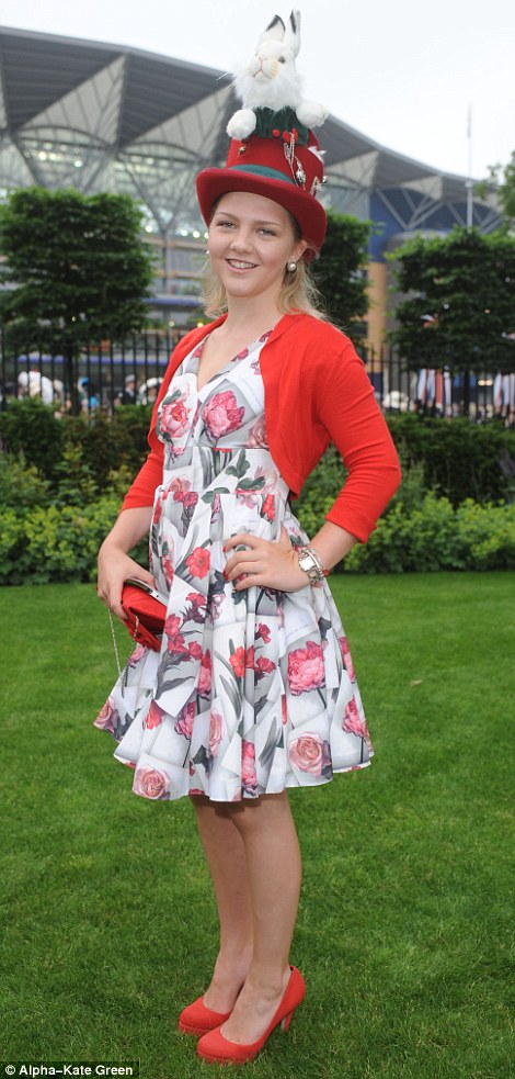 If I have learned anything, it's to not trust a woman wielding a bunny. Put that bunny in a pot and it's Fatal Attraction time.